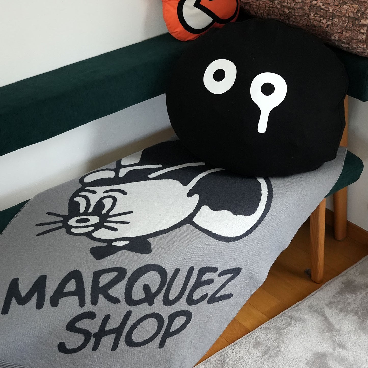 toiro knitwear × MARQUEZ SHOP / MARQUEZ Big-Stole